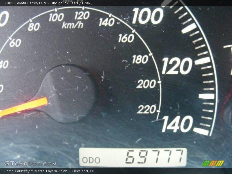 Indigo Ink Pearl / Gray 2005 Toyota Camry LE V6