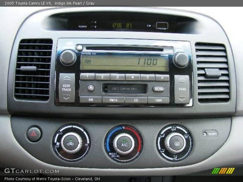 Indigo Ink Pearl / Gray 2005 Toyota Camry LE V6