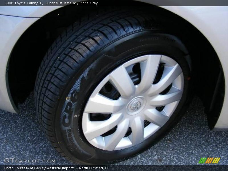 Lunar Mist Metallic / Stone Gray 2006 Toyota Camry LE