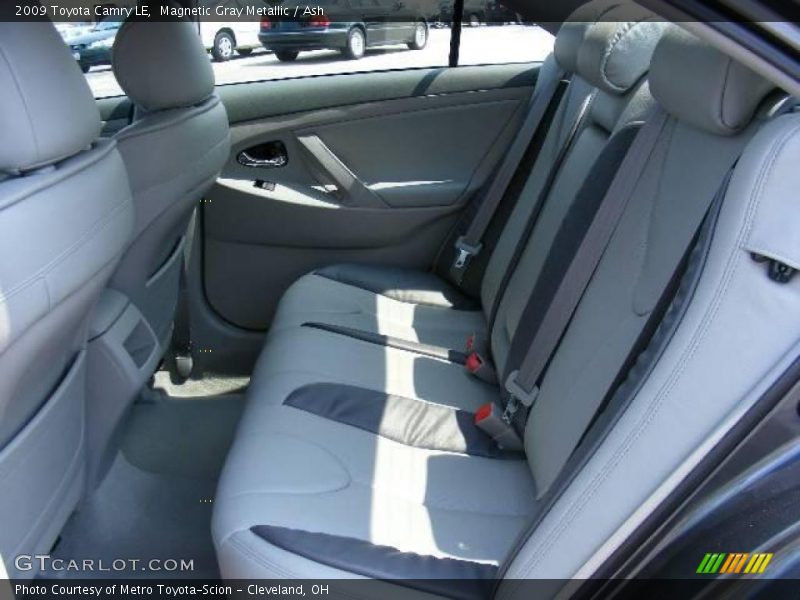 Magnetic Gray Metallic / Ash 2009 Toyota Camry LE