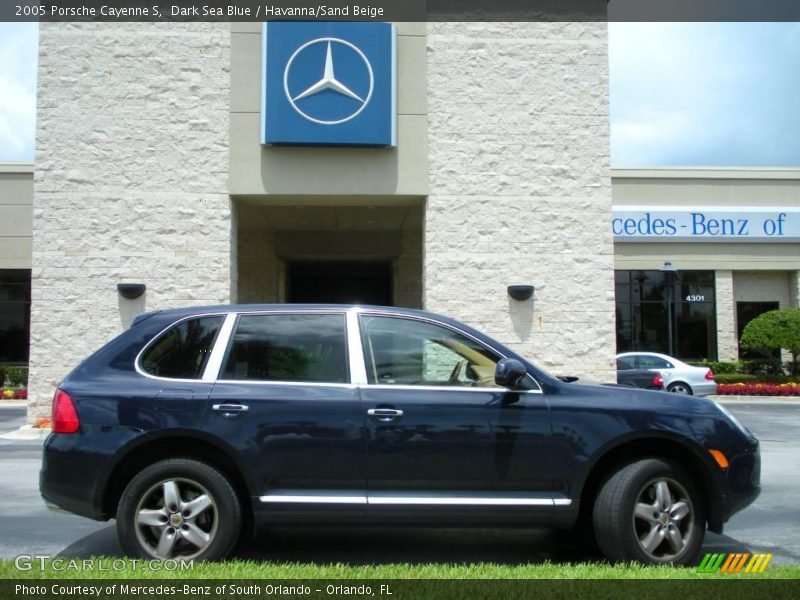 Dark Sea Blue / Havanna/Sand Beige 2005 Porsche Cayenne S