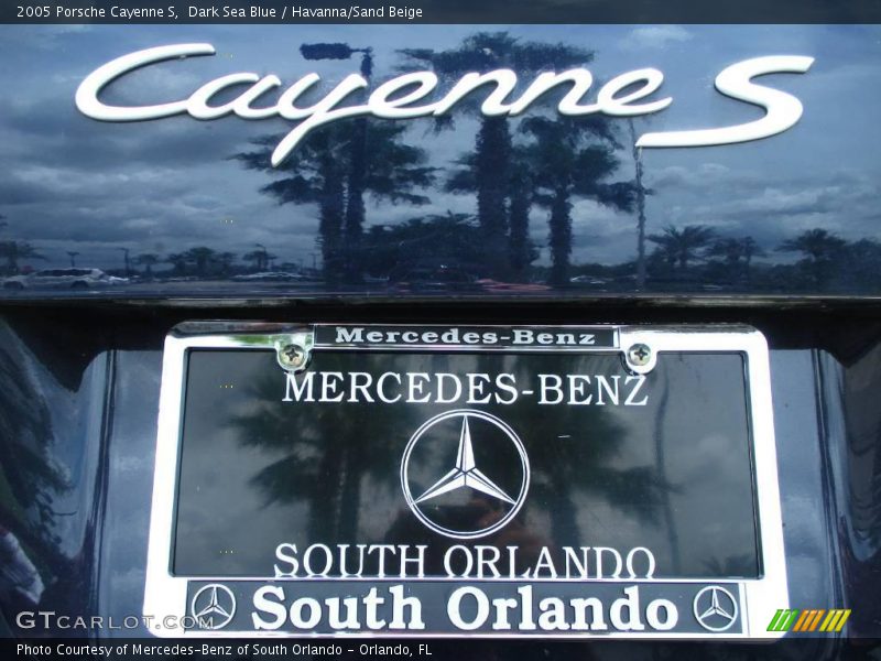 Dark Sea Blue / Havanna/Sand Beige 2005 Porsche Cayenne S