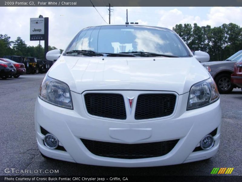 Polar White / Charcoal 2009 Pontiac G3