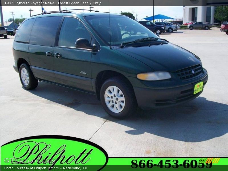 Forest Green Pearl / Gray 1997 Plymouth Voyager Rallye