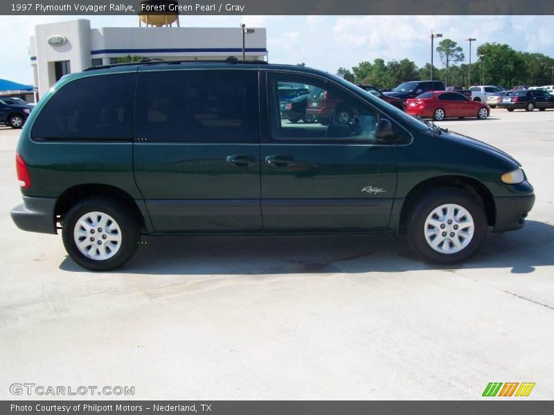 Forest Green Pearl / Gray 1997 Plymouth Voyager Rallye