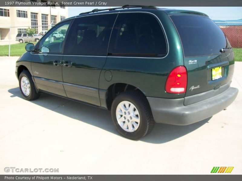 Forest Green Pearl / Gray 1997 Plymouth Voyager Rallye