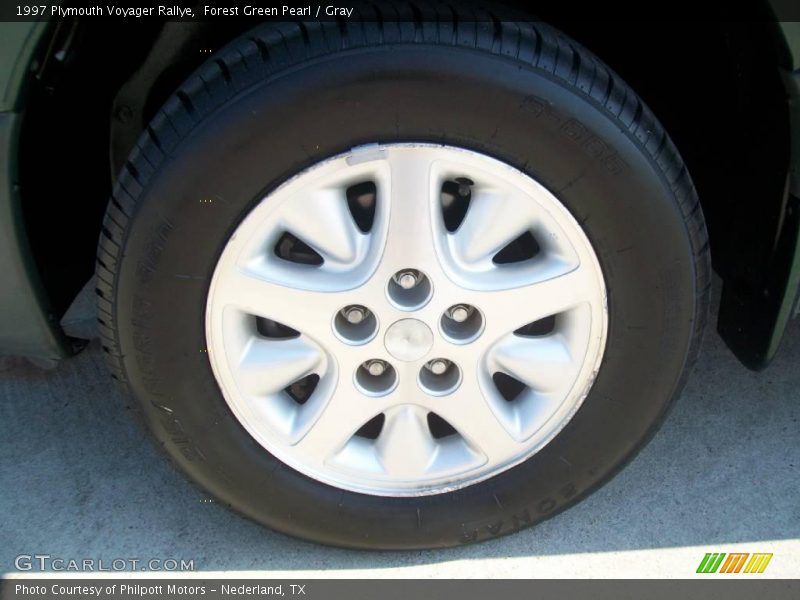 Forest Green Pearl / Gray 1997 Plymouth Voyager Rallye