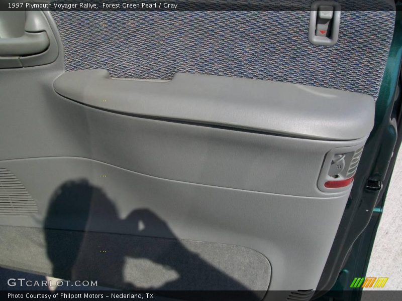 Forest Green Pearl / Gray 1997 Plymouth Voyager Rallye