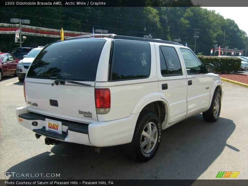 Arctic White / Graphite 1999 Oldsmobile Bravada AWD