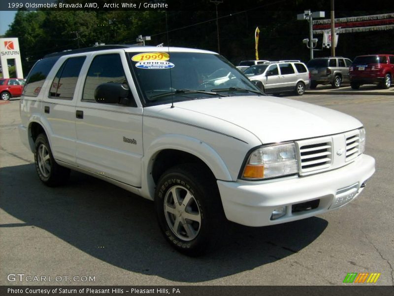 Arctic White / Graphite 1999 Oldsmobile Bravada AWD