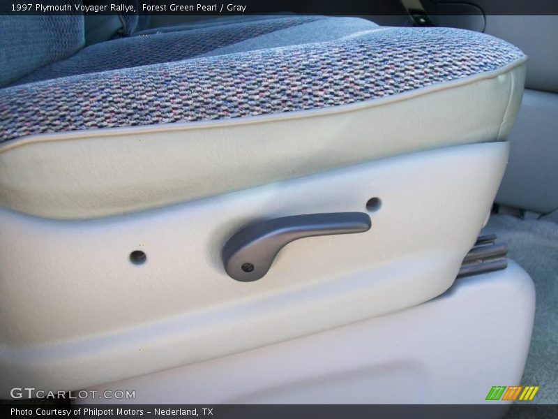 Forest Green Pearl / Gray 1997 Plymouth Voyager Rallye
