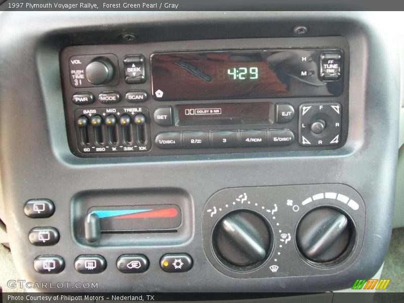 Forest Green Pearl / Gray 1997 Plymouth Voyager Rallye