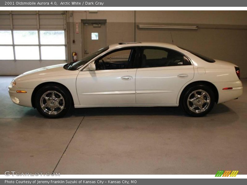 Arctic White / Dark Gray 2001 Oldsmobile Aurora 4.0