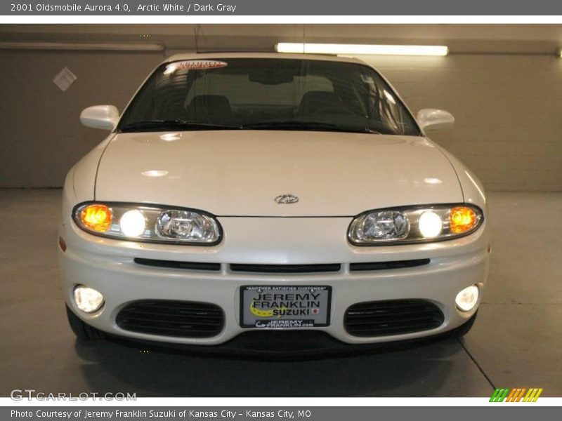 Arctic White / Dark Gray 2001 Oldsmobile Aurora 4.0