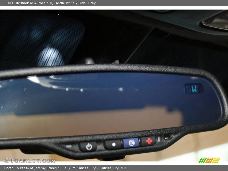 Arctic White / Dark Gray 2001 Oldsmobile Aurora 4.0