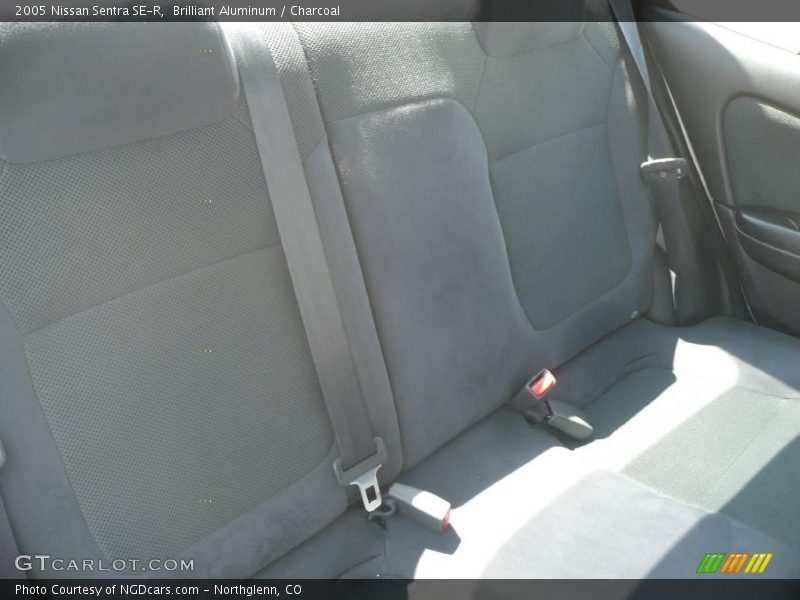 Brilliant Aluminum / Charcoal 2005 Nissan Sentra SE-R