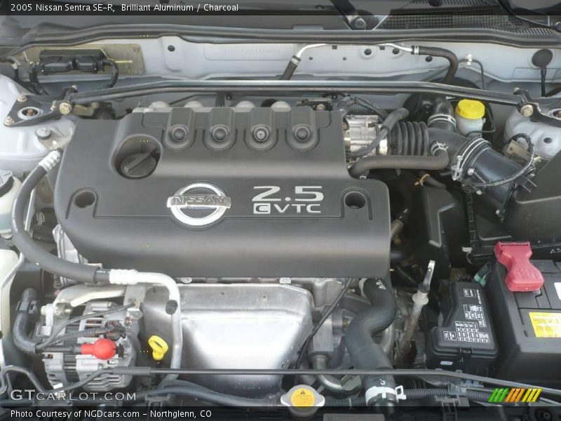 Brilliant Aluminum / Charcoal 2005 Nissan Sentra SE-R