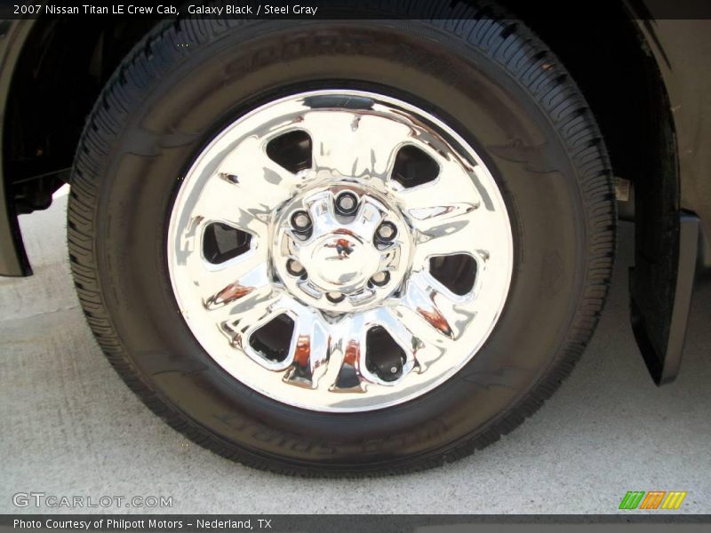 Galaxy Black / Steel Gray 2007 Nissan Titan LE Crew Cab