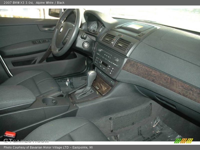 Alpine White / Black 2007 BMW X3 3.0si
