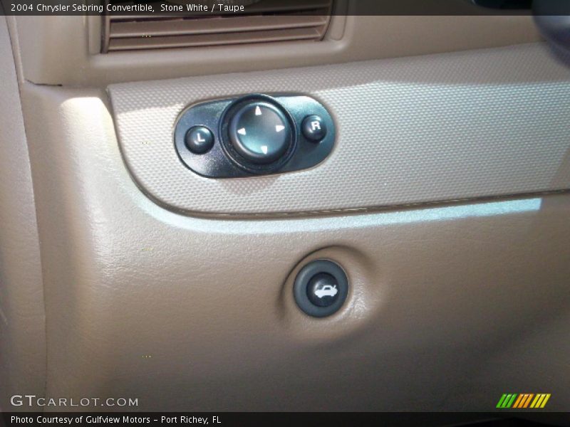 Stone White / Taupe 2004 Chrysler Sebring Convertible