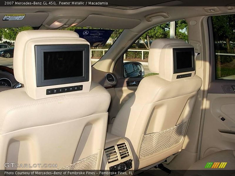 Pewter Metallic / Macadamia 2007 Mercedes-Benz GL 450