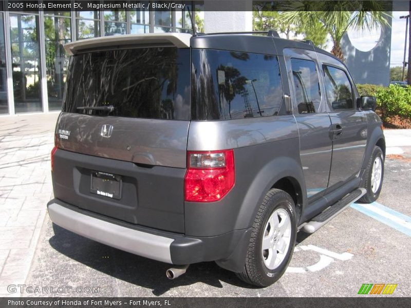 Magnesium Metallic / Black/Gray 2005 Honda Element EX