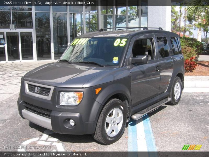 Magnesium Metallic / Black/Gray 2005 Honda Element EX
