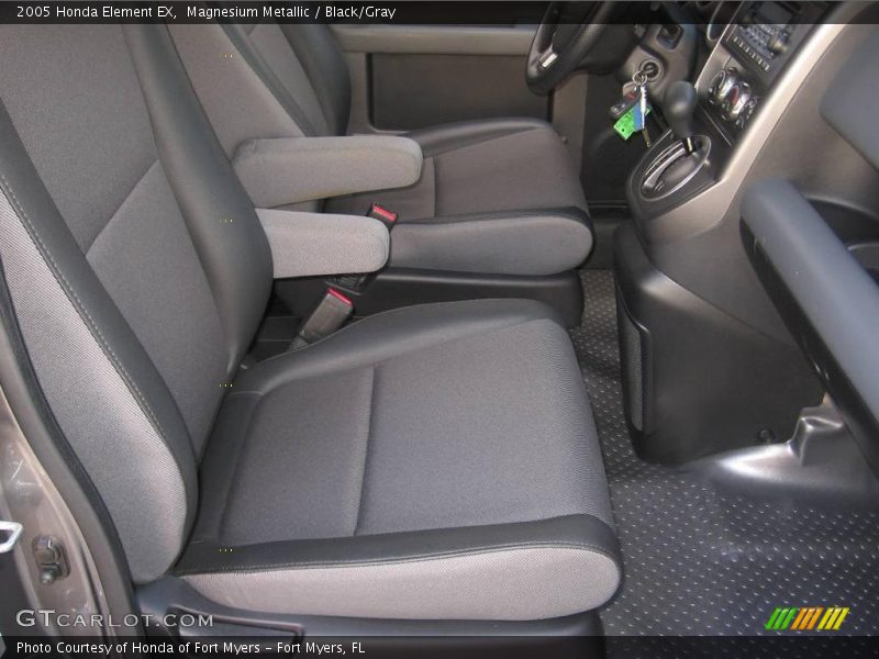 Magnesium Metallic / Black/Gray 2005 Honda Element EX