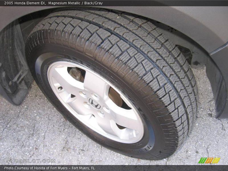 Magnesium Metallic / Black/Gray 2005 Honda Element EX