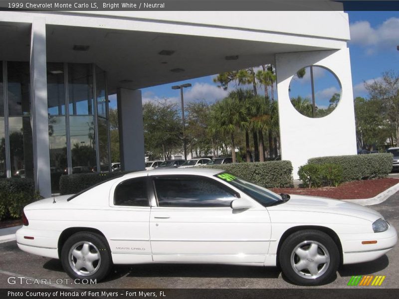 Bright White / Neutral 1999 Chevrolet Monte Carlo LS