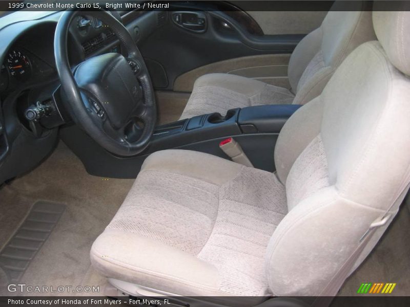 Bright White / Neutral 1999 Chevrolet Monte Carlo LS
