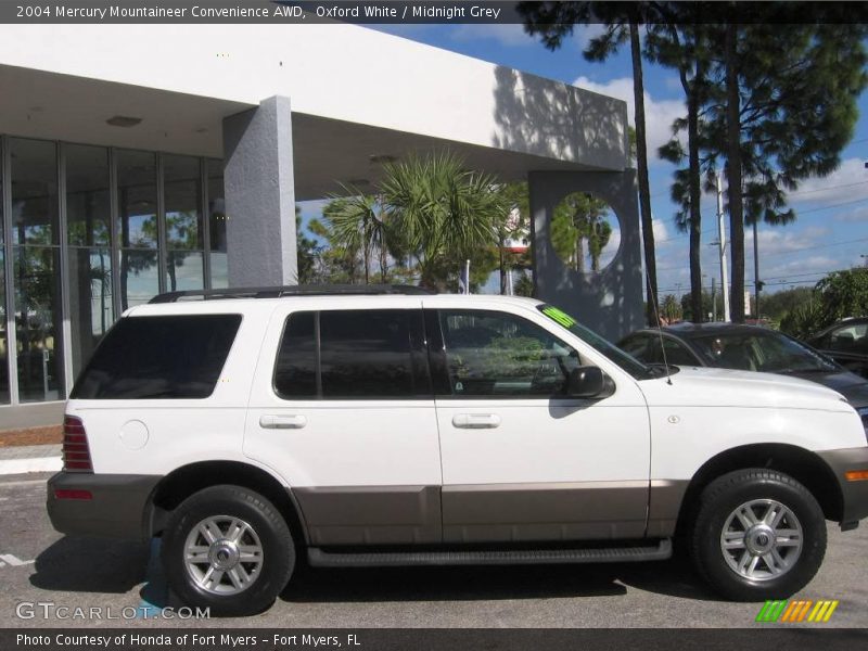 Oxford White / Midnight Grey 2004 Mercury Mountaineer Convenience AWD