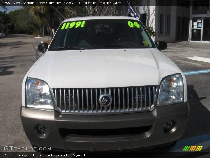 Oxford White / Midnight Grey 2004 Mercury Mountaineer Convenience AWD