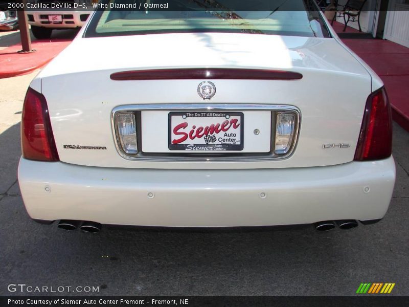 White Diamond / Oatmeal 2000 Cadillac DeVille DHS