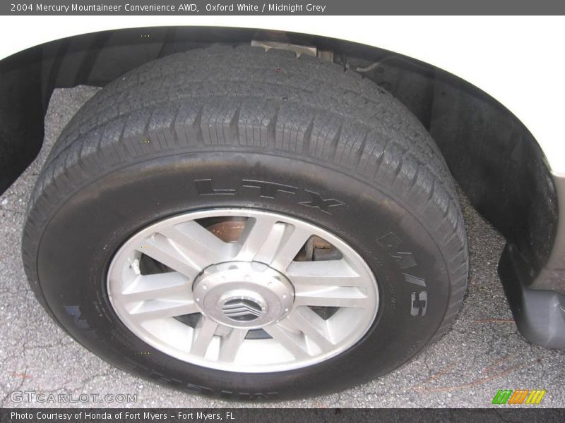 Oxford White / Midnight Grey 2004 Mercury Mountaineer Convenience AWD