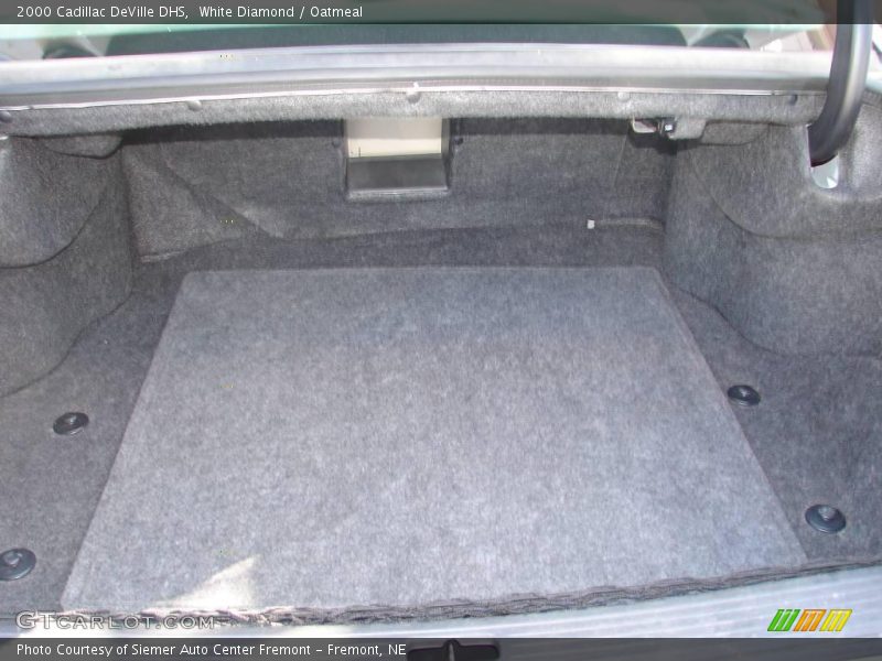 White Diamond / Oatmeal 2000 Cadillac DeVille DHS