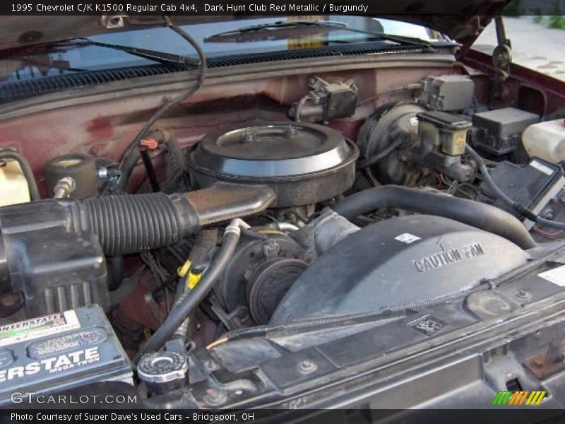 Dark Hunt Club Red Metallic / Burgundy 1995 Chevrolet C/K K1500 Regular Cab 4x4