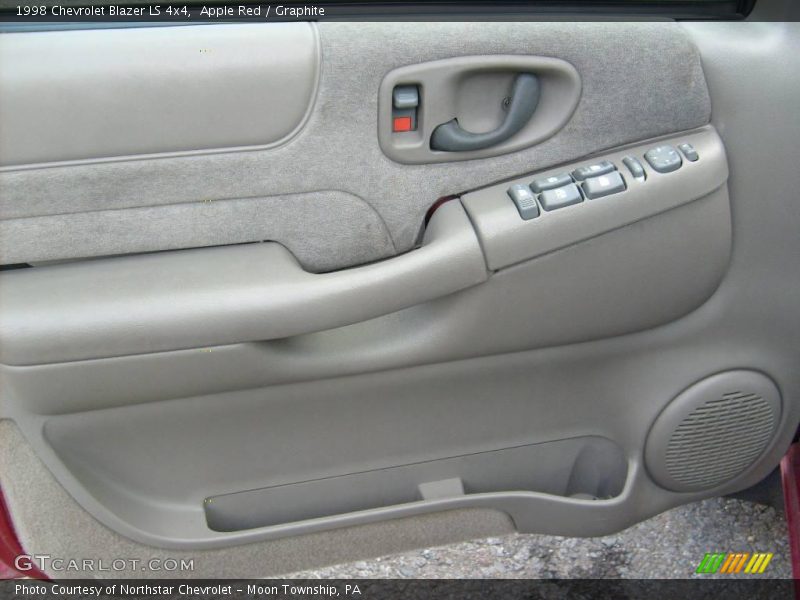 Apple Red / Graphite 1998 Chevrolet Blazer LS 4x4