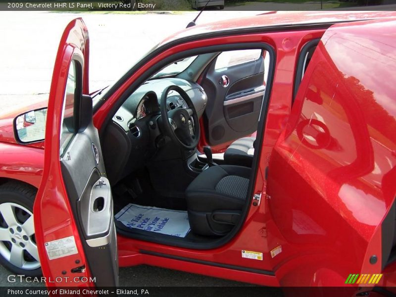 Victory Red / Ebony 2009 Chevrolet HHR LS Panel