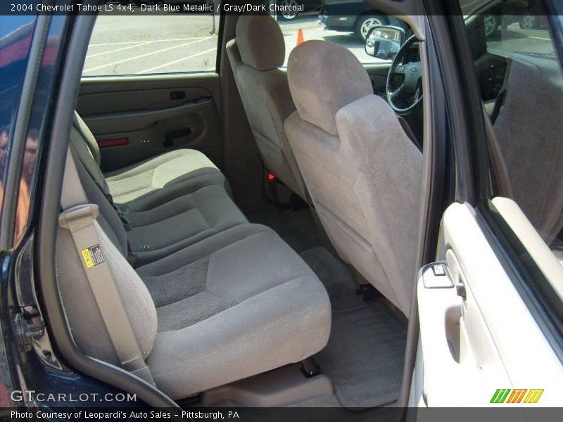 Dark Blue Metallic / Gray/Dark Charcoal 2004 Chevrolet Tahoe LS 4x4