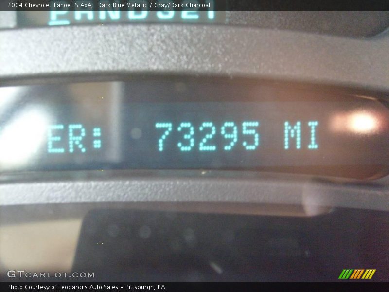 Dark Blue Metallic / Gray/Dark Charcoal 2004 Chevrolet Tahoe LS 4x4