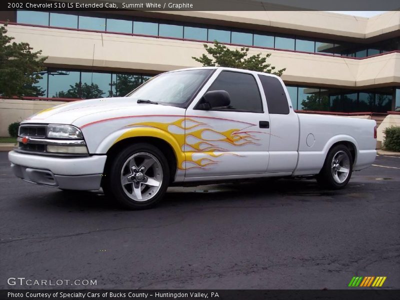 Summit White / Graphite 2002 Chevrolet S10 LS Extended Cab