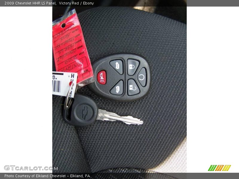 Victory Red / Ebony 2009 Chevrolet HHR LS Panel