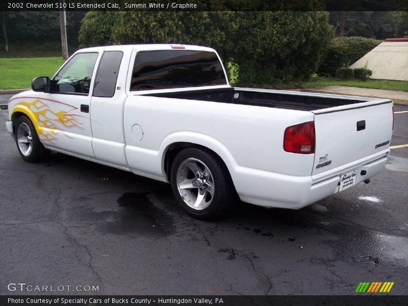 Summit White / Graphite 2002 Chevrolet S10 LS Extended Cab