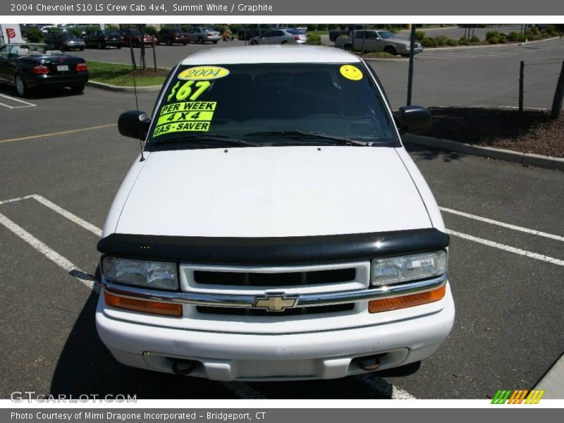 Summit White / Graphite 2004 Chevrolet S10 LS Crew Cab 4x4