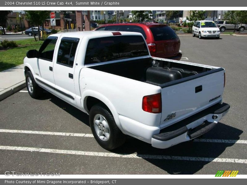 Summit White / Graphite 2004 Chevrolet S10 LS Crew Cab 4x4