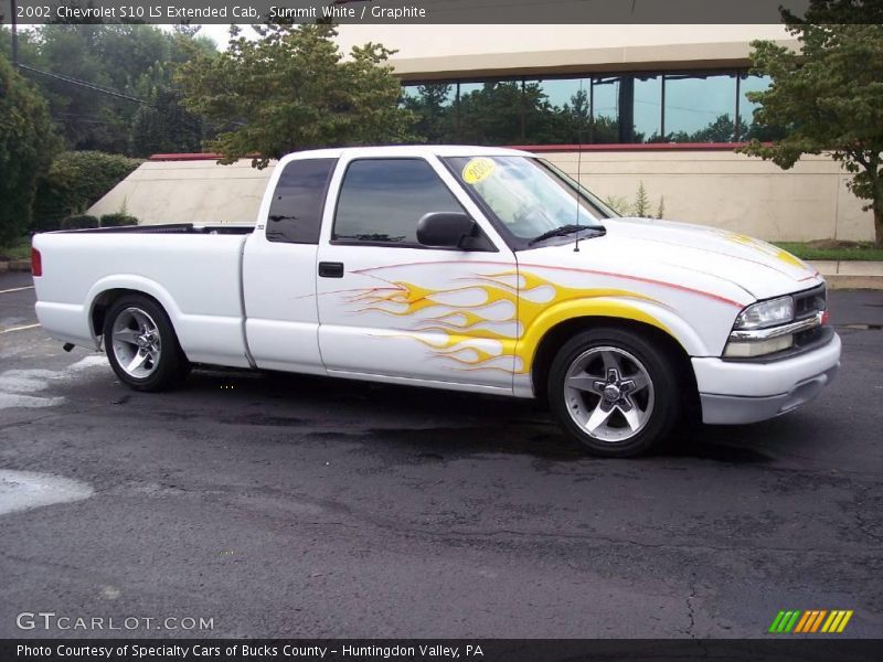 Summit White / Graphite 2002 Chevrolet S10 LS Extended Cab