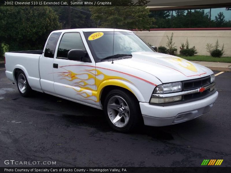 Summit White / Graphite 2002 Chevrolet S10 LS Extended Cab