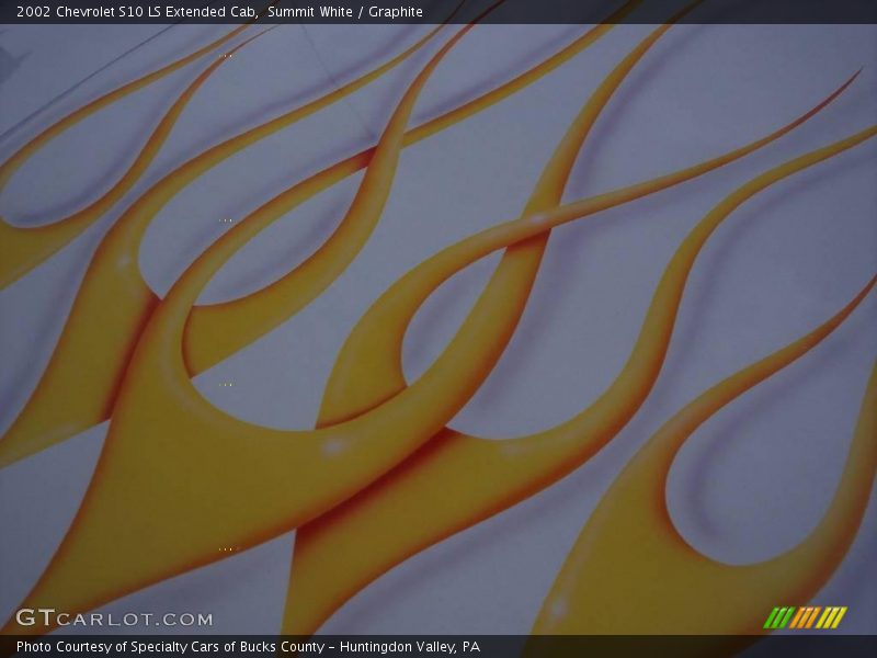 Summit White / Graphite 2002 Chevrolet S10 LS Extended Cab