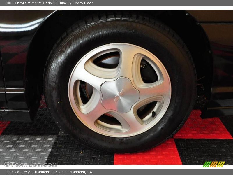 Black / Ebony Black 2001 Chevrolet Monte Carlo SS